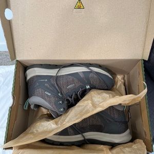 Keen Terradora II Mid WP Hiking Boots